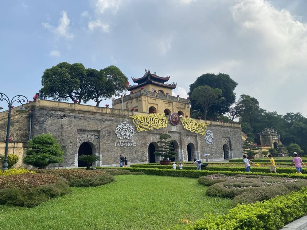 Khám Phá Thành Cổ Hà Nội: Một Di Tích Lịch Sử Hào Hùng