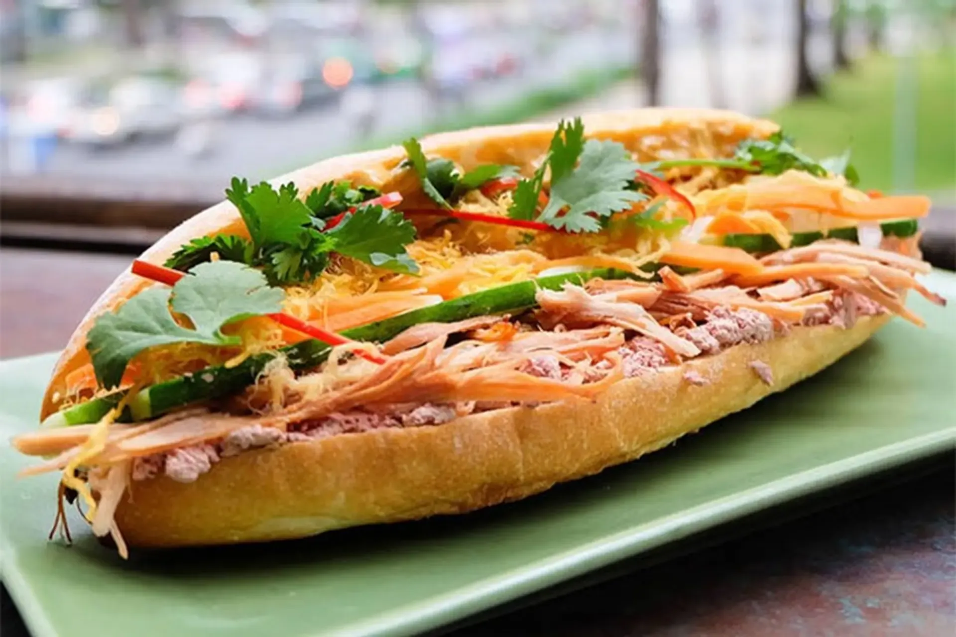 Bánh Mì Pate – Món Ăn Sáng Tạo Với Hương Vị Không Thể Quên