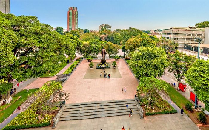 Vườn Hoa Lý Thái Tổ – Một Điểm Đến Lý Tưởng Cho Du Khách Tại Hà Nội