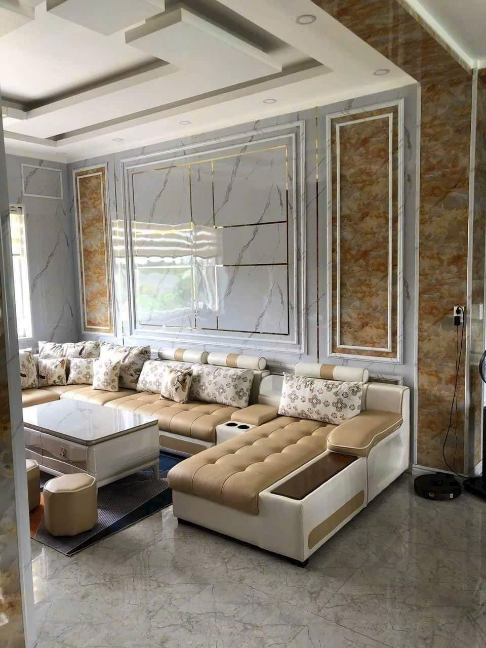 Lan Viên Hotel nổi bật hơn sau khi Nội thất Tân Trường Minh thi công tấm nhựa ốp tường giả đá