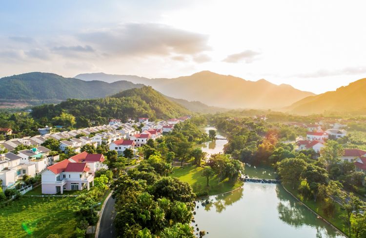 Khu Sinh Thái Láng Hòa Lạc: Điểm Đến Tự Nhiên Hấp Dẫn Gần Hà Nội