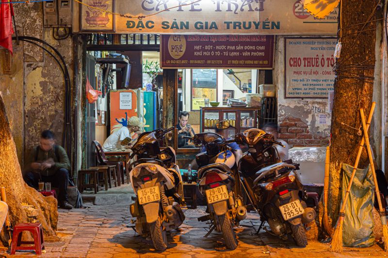 Phố Cà Phê Triệu Việt Vương: Một Điểm Đến Không Thể Bỏ Lỡ