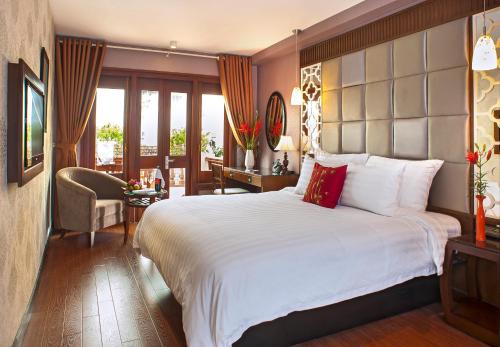 Classy Holiday Hotel &#038; Spa: Trải Nghiệm Đẳng Cấp Tại Hà Nội