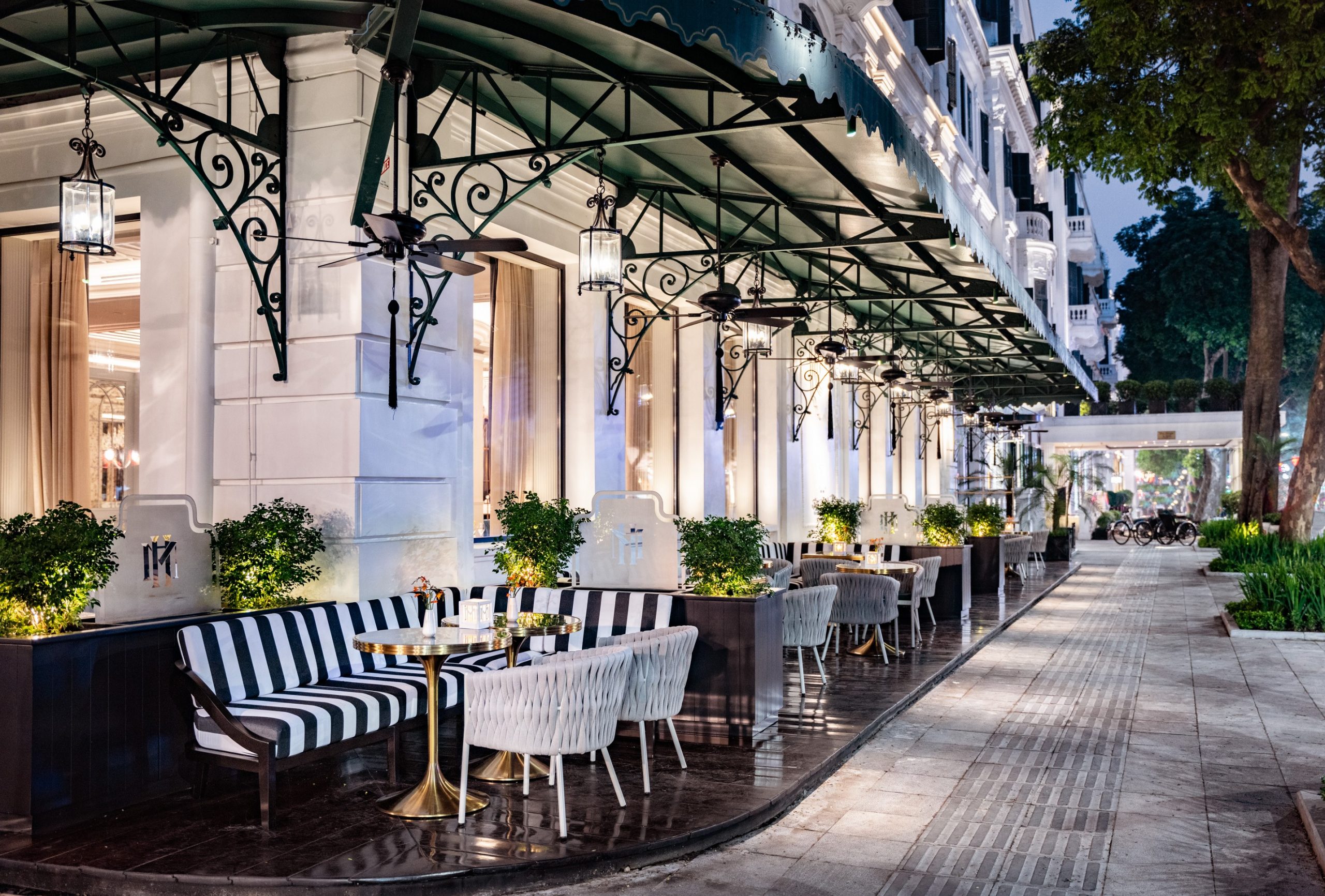 Khám Phá Khách Sạn Sofitel Legend Metropole Hanoi: Trải Nghiệm Sang Trọng Tại Hà Nội