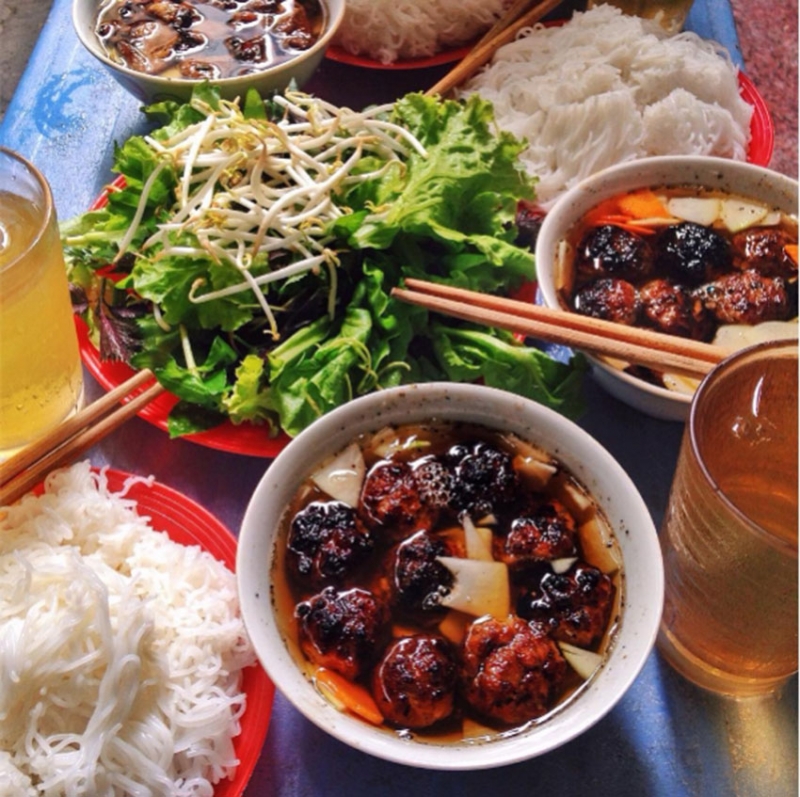 Bún Chả Hàng Mành – Hương Vị Truyền Thống Hà Nội