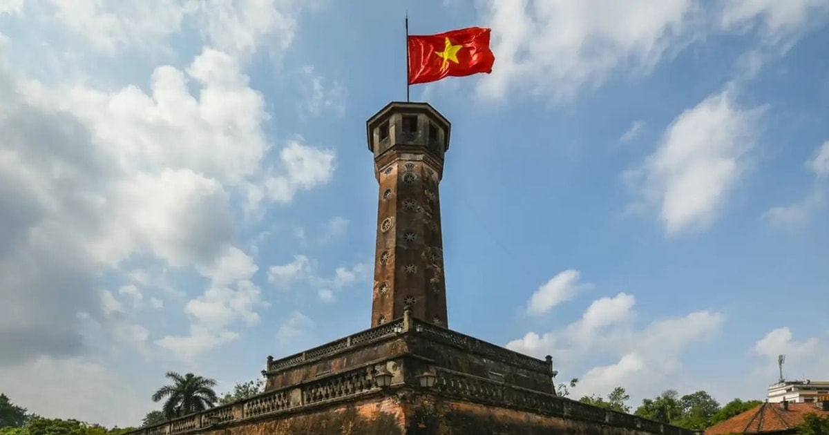 Cột cờ Hà Nội &#8211; Biểu Tượng Lịch Sử Nổi Bật Của Thủ Đô