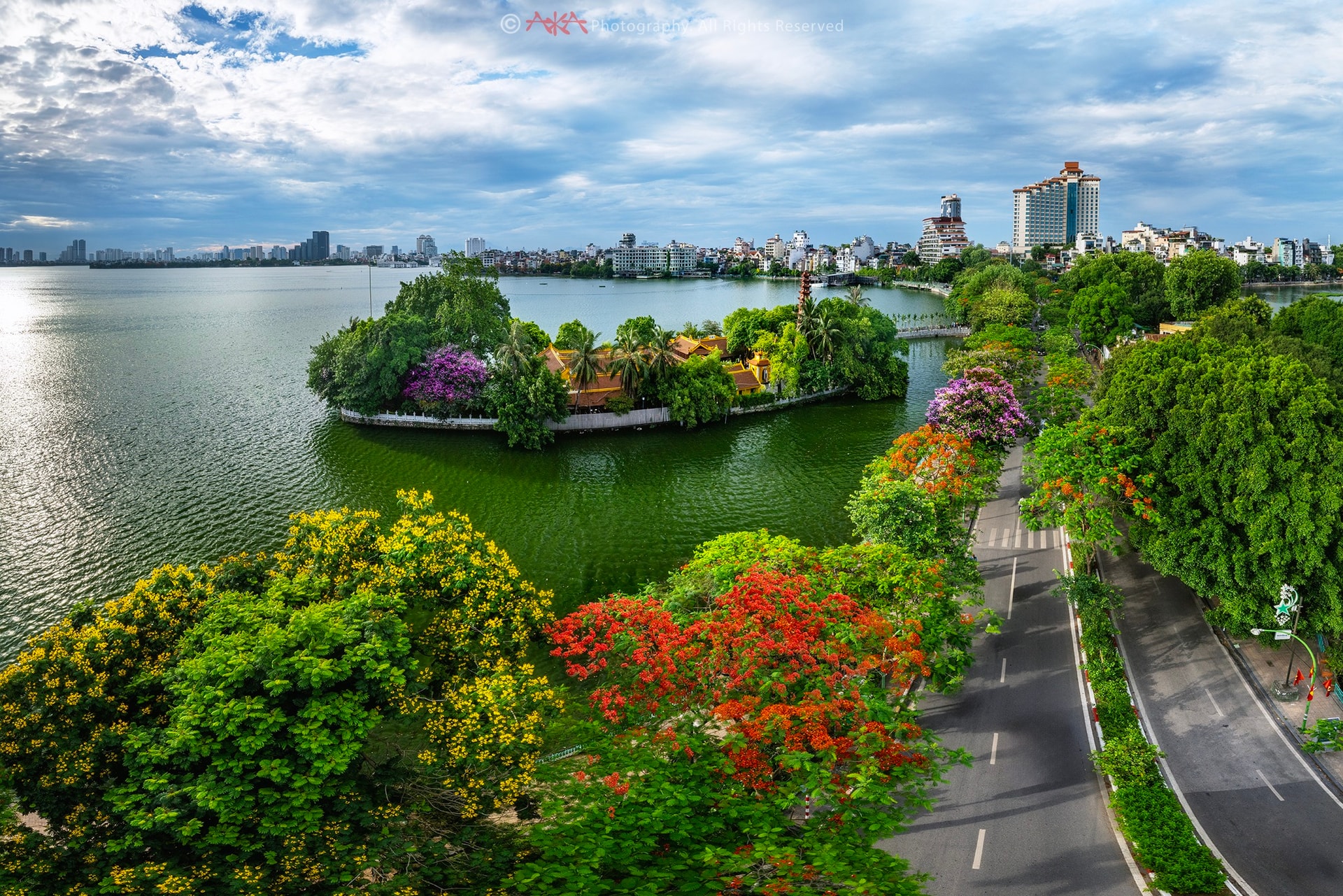 Hồ Tây: Vẻ Đẹp Tự Nhiên và Những Trải Nghiệm Tuyệt Vời