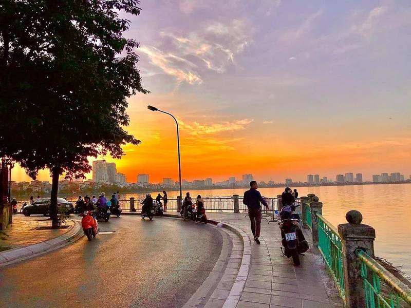 Hồ Tây: Vẻ Đẹp Tự Nhiên và Những Trải Nghiệm Tuyệt Vời
