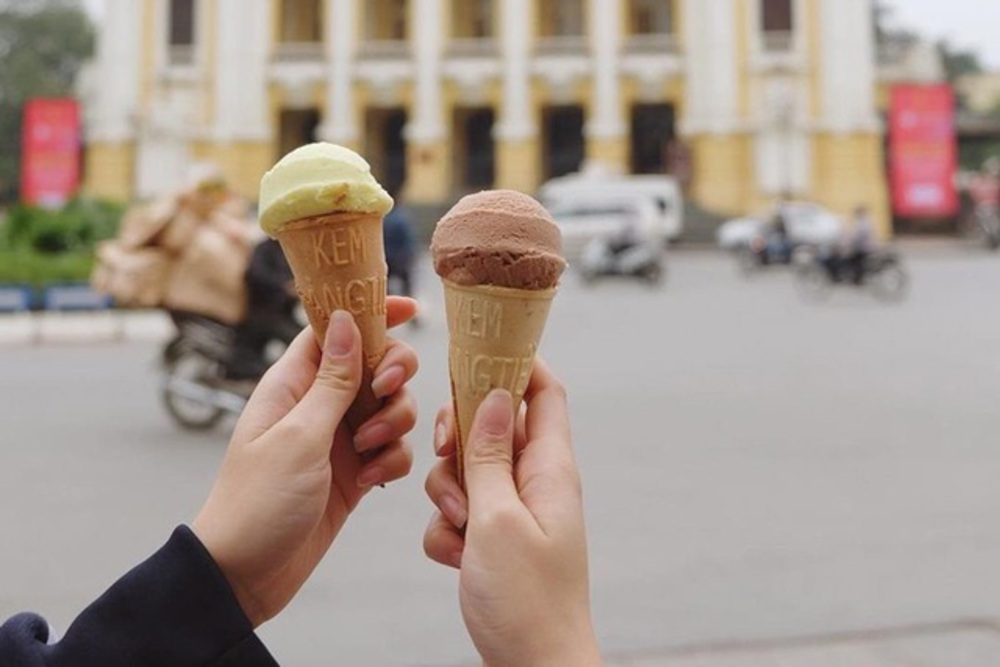 Kem Tràng Tiền &#8211; Món Quà Ngọt Ngào Khó Quên Của Hà Nội