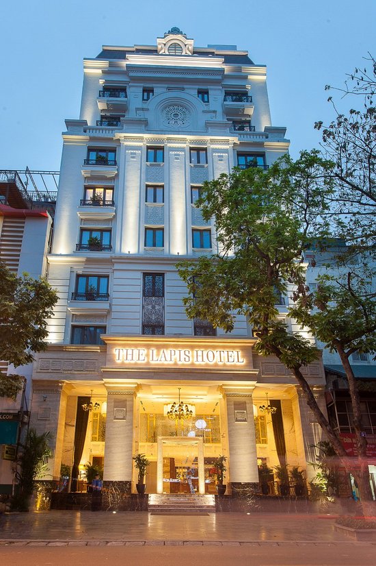 Khách sạn The Lapis: Trải Nghiệm Đẳng Cấp Tại Hà Nội