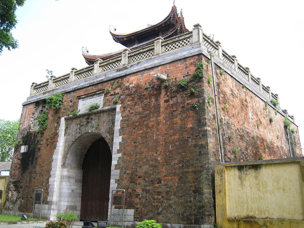Khám Phá Thành Cổ Hà Nội: Một Di Tích Lịch Sử Hào Hùng