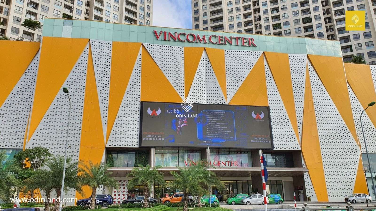 Khám Phá Vincom Center Trần Duy Hưng: Điểm Đến Lý Tưởng Cho Mọi Nhà Mua Sắm