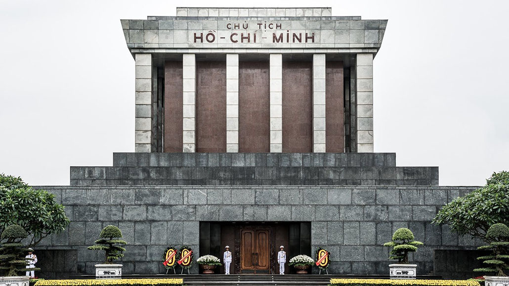 Lăng Chủ Tịch Hồ Chí Minh: Biểu Tượng Lịch Sử Việt Nam