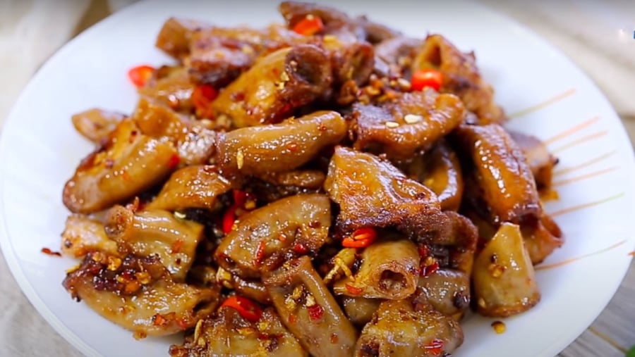 Lòng Rán – Món Ăn Đặc Sản Mới Lạ tại Lan Viên Hotel