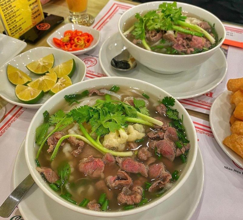 Phở Bò Lý Quốc Sư – Một Đặc Sản Đặc Trưng Của Hà Nội