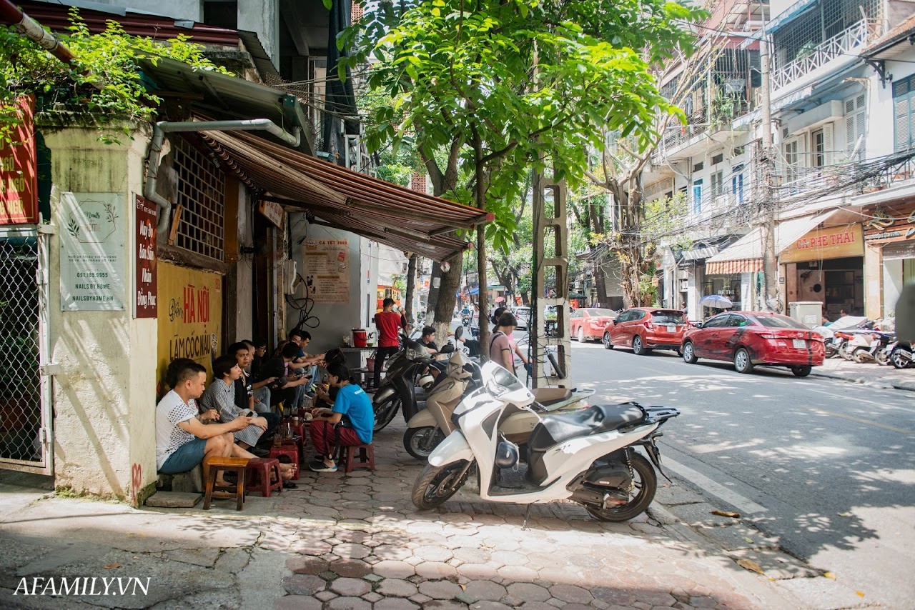 Phố Cà Phê Triệu Việt Vương: Một Điểm Đến Không Thể Bỏ Lỡ