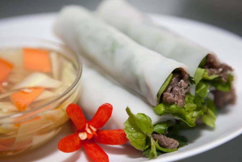 Phở Cuốn Ngũ Xá: Món Ngon Trứ Danh Hà Nội