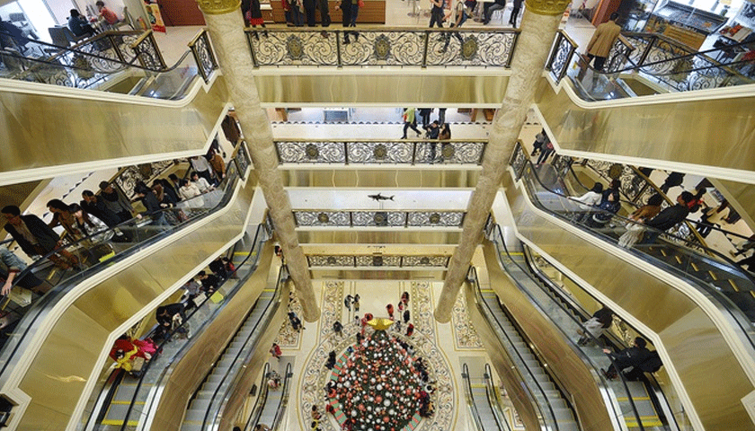 Tràng Tiền Plaza: Trung Tâm Mua Sắm Hàng Đầu Hà Nội Cùng Lan Viên Hotel