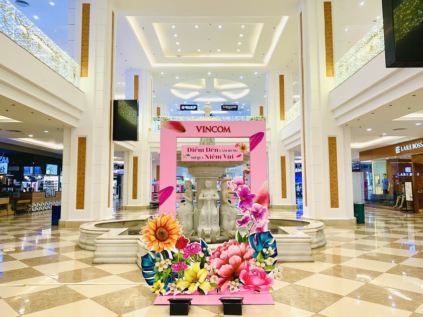 Vincom Mega Mall Royal City: Trung Tâm Mua Sắm, Giải Trí Và Nghỉ Dưỡng Đẳng Cấp Tại Hà Nội